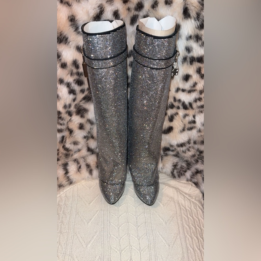 ✨Givenchy-Shark Lock Boots Wide Fit boots✨PLEASE READ ENTIRE DESCRIPTION‼️ - Picture 3 of 17